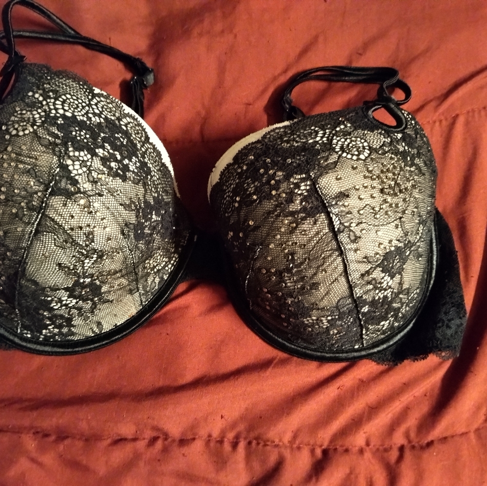 Victoria's secret 38 DD bra